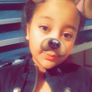 Meet your Posher, Yari